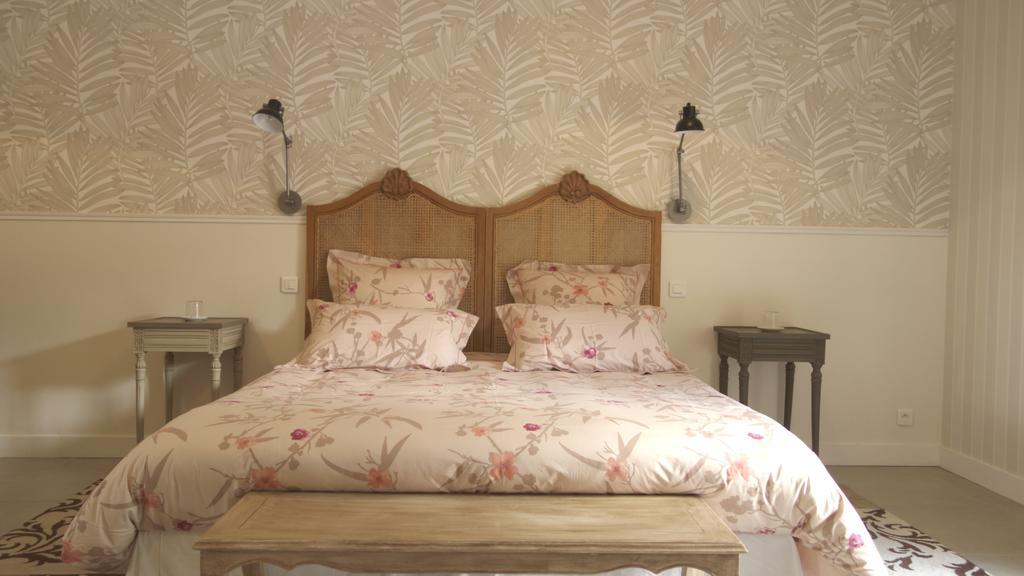 La Petite Girondine, La Suite... Pujols  Habitación foto